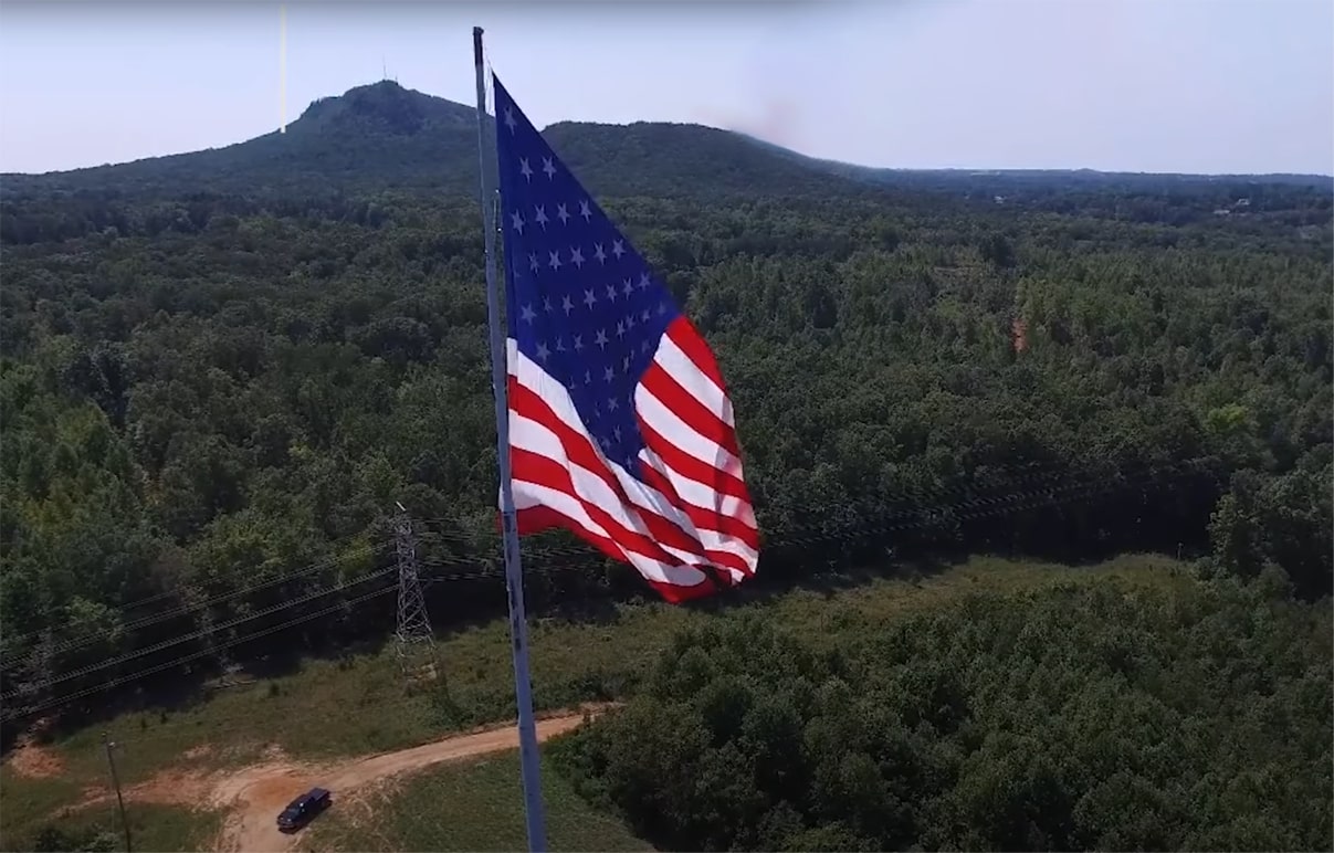 Американський прапор рекордного розміру в Гастонії